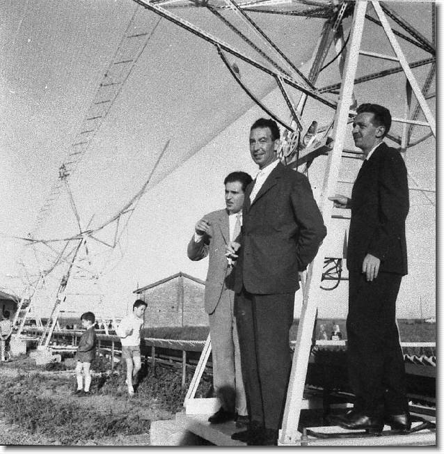 Clicca per scorrere le foto originali ingrandite
