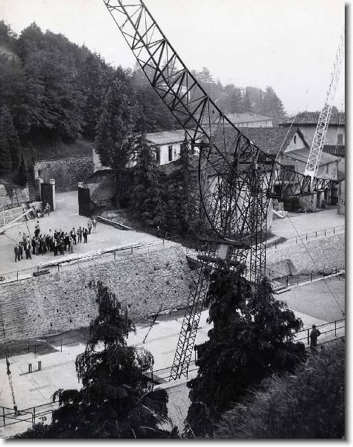 Clicca per scorrere le foto originali ingrandite