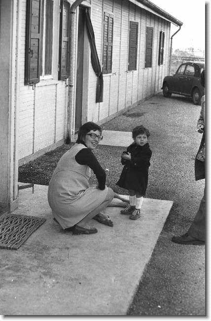 Clicca per scorrere le foto originali ingrandite