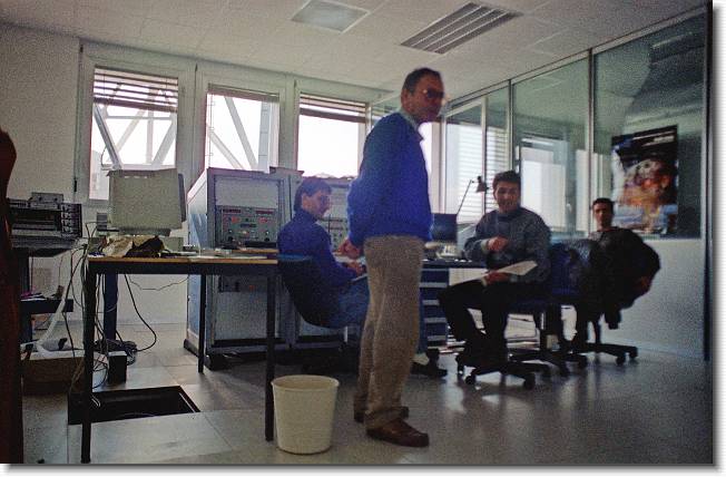 Clicca per scorrere le foto originali ingrandite