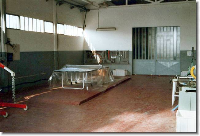 Clicca per scorrere le foto originali ingrandite