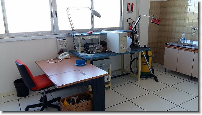 Clicca per scorrere le foto originali ingrandite